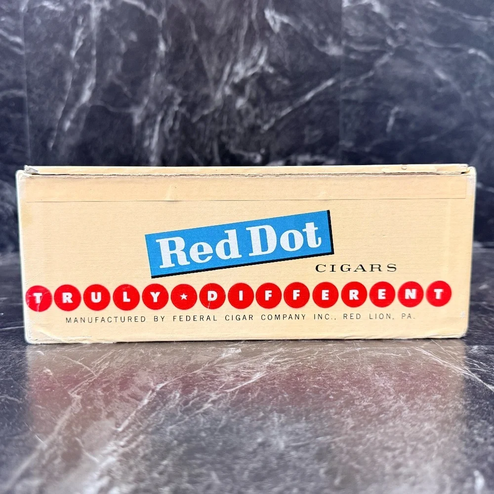 RED DOT Cigar Box